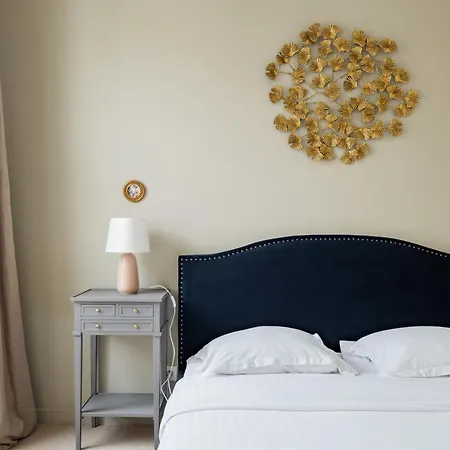 Veeve - Flowers In Saint-martin *