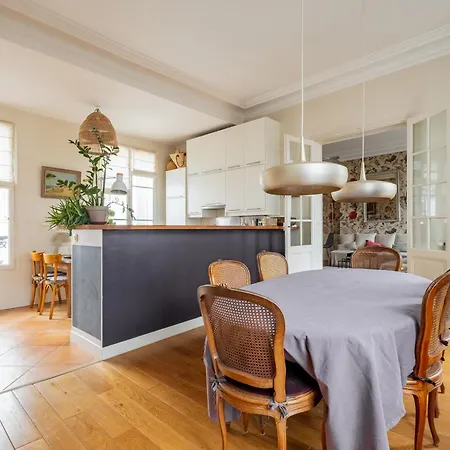 Veeve - Flowers In Saint-martin